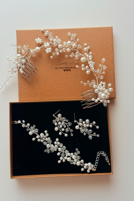 set bijuterii mireasa, set diadema si cercei mireasa, set diadema cercei si bratara cu perle, cercei mireasa cu perle, set accesorii nunta, set bijuterii nunta, bratara mireasa cu perle albe, set argintiu mireasa cu perle , cercei lungi mireasa, bratara mireasa [15]