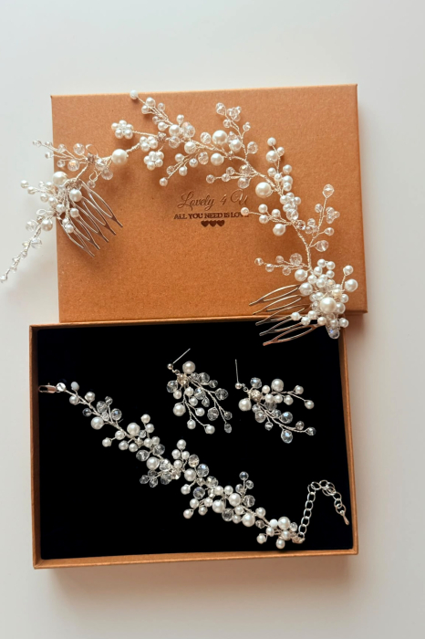 set bijuterii mireasa, set diadema si cercei mireasa, set diadema cercei si bratara cu perle, cercei mireasa cu perle, set accesorii nunta, set bijuterii nunta, bratara mireasa cu perle albe, set argintiu mireasa cu perle , cercei lungi mireasa, bratara mireasa [13]
