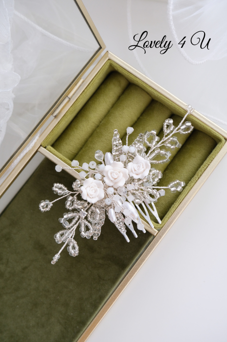 diadema mireasa, pieptan voal mireasa, accesorii pentru mirese, accesorii de par cununie civila, ACCESORII LOVELY 4 U, AGRAFE PAR MIREASA, AGRAFE CU FLORI MIREASA, PIN COC MIREASA, AGRAFE MIREASA, ACCESORII CU FLORI MIREASĂ, SET AGRAFE MIREASA, ACCESORII DE PĂR MIREASĂ, BIJUTERII MIREASA, AGRAFA PAR MIREASA, ACCESORIUL LATERAL MIREASA, ACCESORII LOVELY 4 U, AGRAFA , PERLE [11]