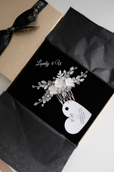 Agrafa coc mireasa, agrafa cu pietricele, diadema mireasa, accesorii de par pentru mirese, Accesorii LOVELY4U, Bijuterii mireasa, Diadema mireasa, tiara cu flori, diadema cu flori, pieptan mic mireasa [12]