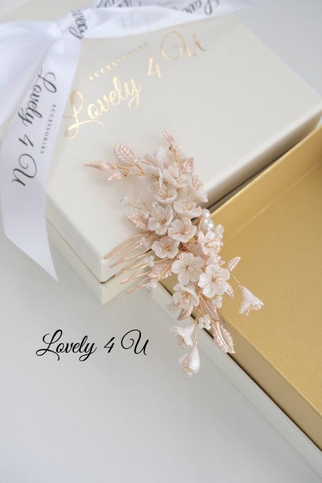Accesorii Lovely 4 U, bijuterii par mireasa, Accesorii flori de cireș, Ornament de par flori de cireș, Diadema flori de cireș, Bijuterii mireasa, Pieptan cu flori, Pieptan mireasa cu frunze, Pieptan voal mireasa, decoratiune de par mireasa, Accesoriu flori de cireș si cristale Swarovski,  accesoriu lateral, accesoriu mireasa, accesoriu par, argintiu, auriu, bucuresti, cluj, diadema mireasa, flori, frunze, iasi, pieptene , accesorii mirese, mireasa, tiara, Timisoara [2]