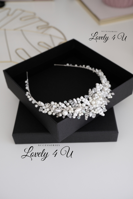CORONITA MIREASA, DIADEMA MIREASA, CORONITA MIREASA, DIADEMA MIREASA,  BIJUTERII PAR MIREASA, CORONITA ROMANIA, TIARA MIREASA, ACCESORII LOVELY 4 U, CORONITA CU PERLE, CORONITE MIRESE, DIADEME MIRESE, Accesorii nunta, CORONITA MIREASA CU PERLE, COROANA, set coronita si cercei mireasa, coronita mireasa cu perle, coronita mireasa cu frunze, coronita si cercei mireasa, tiara mireasa, tiara si cercei mireasa, coronita handmade, coronita personalizata mireasa, coronite de par mirese, coafuri cu coronita mirese, coafuri cu diademe mirese, set accesorii mireasa, set bijuterii mireasa, coronita premium mireasa BIJUTERII PAR MIREASA, TIARA MIREASA, ACCESORII LOVELY 4 U, CORONITA CU PERLE, CORONITE MIRESE, DIADEME MIRESE, Accesorii nunta, CORONITA MIREASA CU PERLE, COROANA [10]