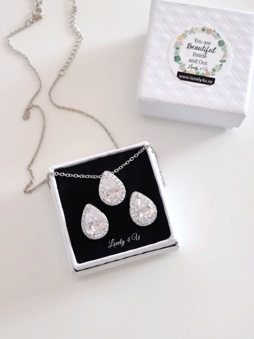 SET AUR , BIJUTERII AUR, SET ARGINTIU, CERCEI MICI , PIETRE ZIRCONIU, BIJUTERII ZIRCONIU, CUBIC ZIRCONIU, ACCESORII LOVELY 4 U, ACCESORII MIREASA, BIJUTERII MIREASA, BIJUTERII ARGINTII, CERCEI  RODIU, cercei picatura, lantisor cu pandativ, bijuterii mireasa cu zirconiu, bijuterii eveniment, accesorii nunta, accesorii nasa, accesorii si bijuterii cununie [11]