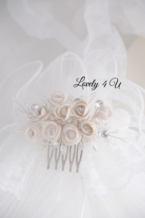 agrafa par mireasa cu trandafiri, agrafa - pin coc mireasa, agrafa par mireasa cu flori, diadema mireasa cu flori, pieptan mic mireasa cu flori, pieptan cu bujori, pieptan voal mireasa, accesorii lovely 4 u, diadema si cercei mireasa, set accesorii mireasa, set diadema si cercei mireasa, set diadema bratara si cercei mireasa, accesorii de par mireasa [7]
