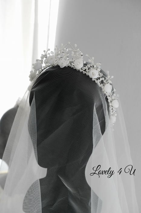 CORONITA MIREASA, ACCESORII LOVELY 4 U, CORONITA CU CRISTALE, DIADEMA MIREASA, ACCESORII DE PAR MIREASA, TIARA BIJUTERII MIREASA, AGRAFA MIREASA,TIARA MIREASA, ACCESORII COC MIREASA, COAFURA MIREASA,Coronita floarea soarelui, Accesorii Lovely 4 U,  coronita cu trandafiri, Diadema mireasa, CORONITA MIREASA, ACCESORII DE PAR MIREASĂ, BIJUTERII trandafiri, TIARA MIREASĂ, AGRAFA trandafiri,TIARA, accesoriu auriu mireasa, accesoriu pentru par, coronita argintie, coronita mireasa, diadema mireasa, tiara cu frunze aurii, TIARA MIREASA, tiara nunta, accesorii LOVELY 4 U, Coronita de lux, mireasa 2024, coronita cu perle mireasa, coroana mireasa, coronita inalta mireasa, coronita premium, coronite de par pentru mirese [19]