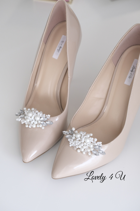 Accesorii pentru pantofi,  Ornamente pantofi Accesorii pantofi dama Brosa pantofi, Perle pentru pantofi, Pantofi cu accesorii, Magazin accesorii incaltaminte,  pantofi dama, ACCESORII, Clipsuri pantofi mireasa, bijuterii pentru pantofi mireasa, bijuterii pantofi, accesorii detasabile pentru pantofi, accesorii detasabile, clipsuri pantofi, clipsuri de pantofi mireasa, clipsuri pentru pantofi mireasa,  Clipsuri pantofi,  Brose pentru pantofi, decoratiuni pentru pantofi,  Magazin accesorii incaltaminte, Aplicatii pentru pantofi, Clipsuri pantofi mireasa, Accesorii pantofi LOVELY 4 U, Accesorii pantofi dama, [7]