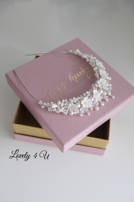 tiara cu flori mireasa, tiara flori mici, TIARA MIREASA, CORONITA MIREASA CU FLORI, CORONITA MIREASA CU PERLE, TIARA MIREASA HANDMADE, SET ACCESORII MIREASA, SET BIJUTERII MIREASA, CORONITA SI CERCEI MIREASA, SET DIADEMA SI CERCEI MIREASA, ACCESORII PER MIREASA, TIARA [6]