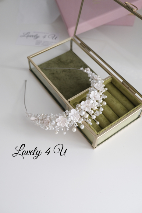 tiara cu flori mireasa, tiara flori mici, TIARA MIREASA, CORONITA MIREASA CU FLORI, CORONITA MIREASA CU PERLE, TIARA MIREASA HANDMADE, SET ACCESORII MIREASA, SET BIJUTERII MIREASA, CORONITA SI CERCEI MIREASA, SET DIADEMA SI CERCEI MIREASA, ACCESORII PER MIREASA, TIARA [29]