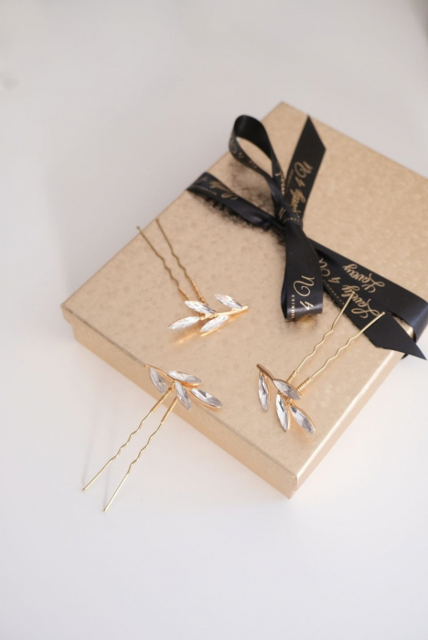 accesorii par de lux, accesorii par elegante, accesorii par handmade, accesorii par mireasa,, agrafe aurii, agrafe coc, agrafe mireasa, agrafe pietricele, artizani romani, bijuterii mireasa, bijuterii par, ace coc mireasa, pin coc [2]