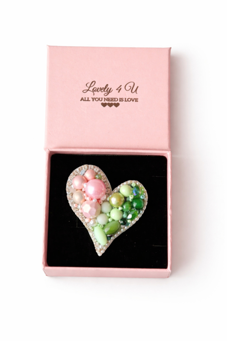 Radiant Heart – Mărțișor Broșă Handmade cu Perle și Mesaj Motivațional | LOVELY 4 U [3]