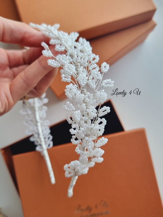 accesorii de lux mireasa,  coronita cu perle, coronita de lux, coronita lata mireasa, coronita mireasa handmade, coronita floarea miresei, diadema mireasa, nunta, nunta 2024, tiara, TIARA MIREASA, Coroniță minimalista, tiara mireasa, coroniță mireasa perle albe, diadema mireasa, coroană mireasa, accesorii cu perle mireasă, bentiță mireasa, accesorii Lovely 4 U, bijuterii par mireasă, diadema par mireasa, accesorii de par pentru mirese [7]