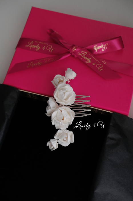 Diadema cu flori, peony accesorii, bijuterii cu flori bujori, tiara cu flori, pieptan voal mireasa cu flori, accesorii lovely 4 u , accesorii 2023, agrafa par mireasa, accesorii par nunta, accesoriu de par lateral, bijuterii [17]