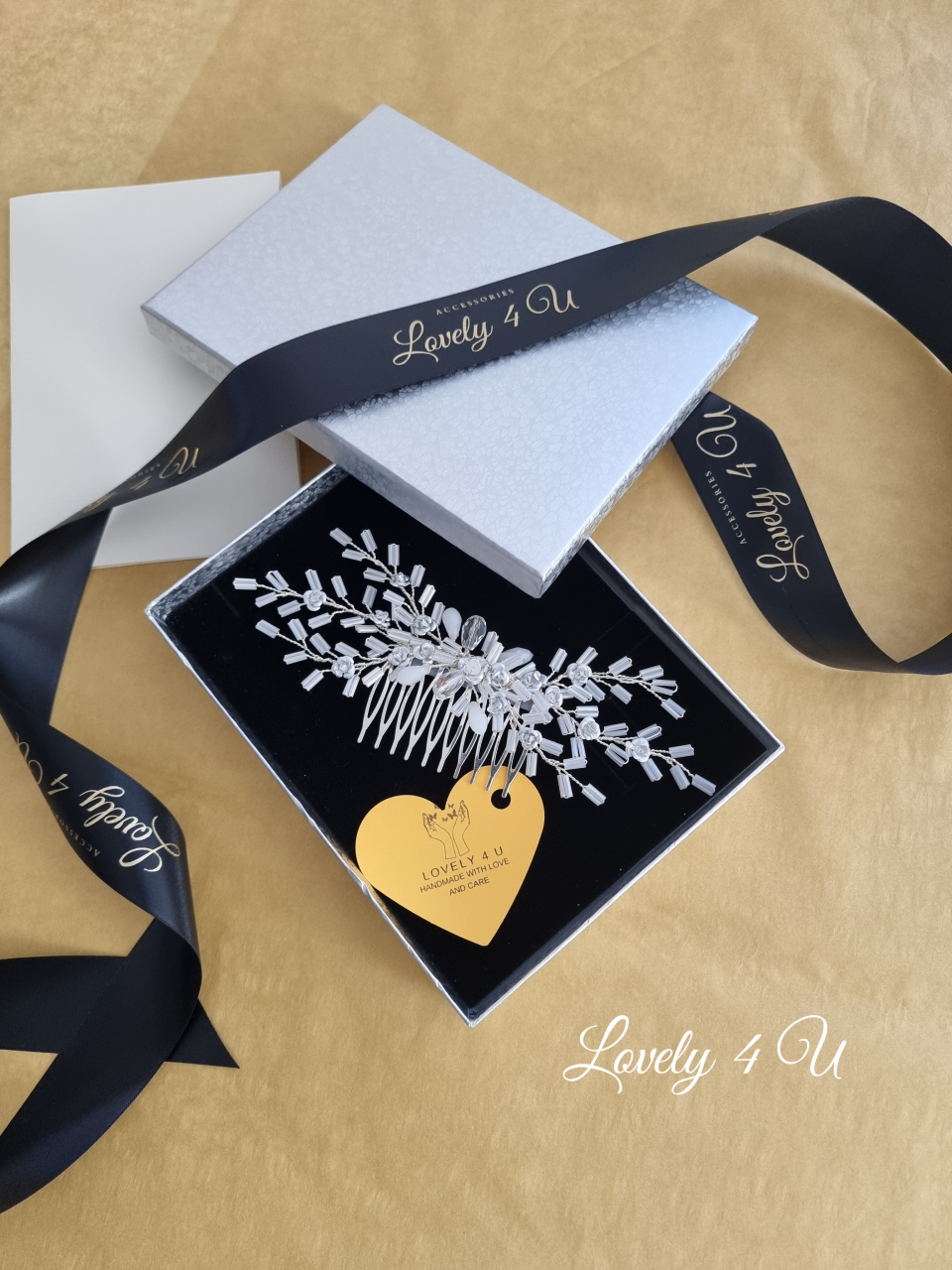 accesorii lovely 4 u, bijuterii mireasa, diademe coc mirese, diademe par mirese, coc mireasa, coafuri mireasa 2024, accesoriu cu flori, accesoriu par mireasa, agrafa mireasa, cluj napoca, diadema cu flori., diadema ivory, diadema trandafiri, mireasa bucuresti, mireasa cluj, pieptene mireasa,Accesorii par mireasa flori, Accesorii par mireasa ieftine, Accesorii mireasa,Accesorii par cristale, Diademă mireasă, [8]