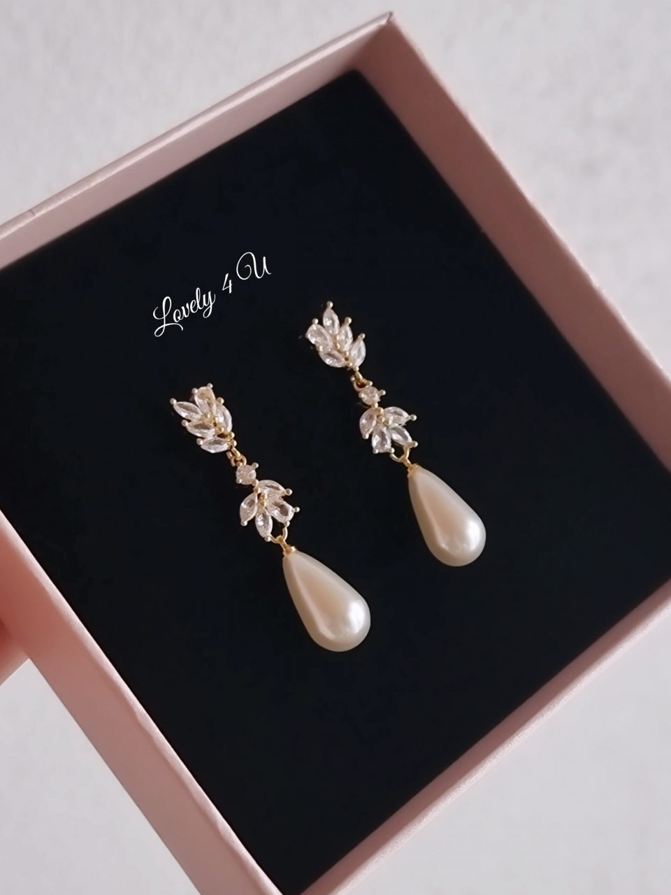 Cercei mireasa, cercei perle picatura, cercei lungi mireasa cu perle, cercei argint mireasă, cercei cu pietre zirconiu, cercei aurii, cercei lacrima, cercei handmade, Lovely 4 U, bijuterii mireasa, set bijuterii mireasa, perle ivory [3]
