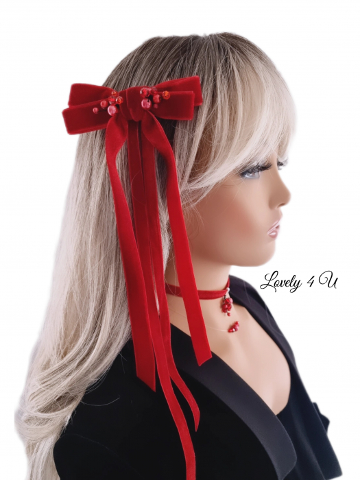 accesorii Lovely 4 U, catifea rosie, funda catifea rosie, choker catifea rosie, perle , accesorii realizate manual, set accesorii, set bijuterii dama, funda neagra , choker cu catifea, colier invizibil, set accesorii personalizat, accesorii elegante pentru doamne, accesorii casual, idei cadouri de craciun, cadouri pentru ea, agrafa catifea, seturi handmade, set cadouri pentru craciun, set agrafa neagra si colier, set cadou craciun, set cadou fete, set cadou pentru ea, fundita catifea. cadou craciun, cadou premium, CADOU DEOSEBIT, CADOU SPECIAL, CADOU DE CRACIUN,  Idei de cadouri unice, Idei cadouri craciun, Idei de cadouri de craciun pentru prieteni, Seturi cadou craciun, Cadouri craciun ieftine, [3]