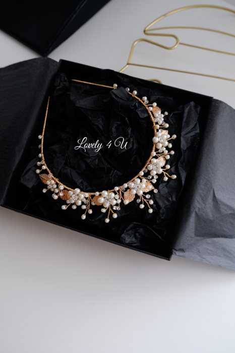 TIARA MIREASA, TIARA AURIE, TIARA CU FRUNZE, TIARA FRUNZE AURII, ACCESORII CU PERLE, ACCESORII MIREASA, CORONITA MIREASA, DIADEMA MIREASA, CORONITA CU FRUNZE AURII, PERLE, TIARA CU FLORI [17]