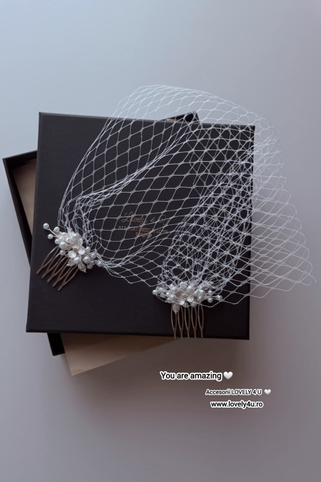 ÉLISE, voaletă mireasă birdcage handmade cu perle, 2 piepteni decorați și dimensiuni personalizabile. Creată manual în România de LOVELY 4 U. [2]