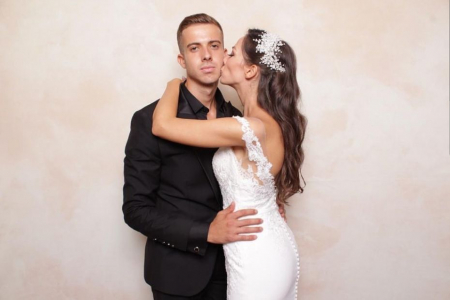 Diadema mireasă TEODORA - accesoriu de lux placat cu argint, Diademă handmade cu perle și cristale pentru mireasă, Diadema TEODORA - eleganță și rafinament pentru ziua nunții, Accesoriu mireasă premium - diademă cu perle și cristale, Diademă strălucitoare TEODORA - accesorii mireasă handmade, Bijuterii mireasă - diademă argintie cu fixare pieptăn, Accesoriu păr mireasă TEODORA - diademă versatilă și elegantă, Diademă nuntă - perle și cristale placate cu argint, Lovely 4 U - diademă mireasă rafinată pentru coafuri elegante, Accesorii de păr pentru mirese - diademă TEODORA handmade, [7]