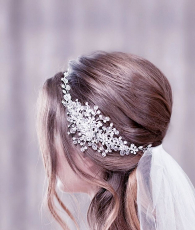 DIADEMA MIREASA, ACCESORII PAR MIREASA, DIADEME MIRESE, CORONITA MIREASA, BIJUTERII MIREASA 2023, PIEPTAN MIREASA CU CRISTALE, PIEPTAN VOAL MIREASA, AGRAFA PAR MIREASA, ACCESORII CU PIETRE, LOVELY 4 U [6]