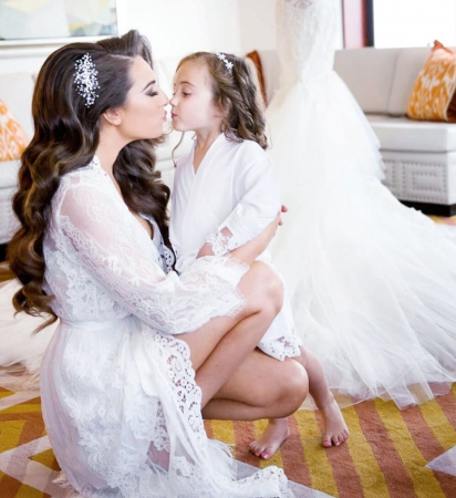 DIADEMA MIREASA CU CRISTALE, DIADEMA, ACCESORIU PAR MIREASA, CORONITA MIREASA, DIADEMA CU CRISRALE, AGRAFA PAR MIREASA, PIEPTAN VOAL MIREASA, MIREASA 2021, BIJUTERII MIREASA, ACCESORII LOVELY 4 U, BIJUTERII NUNTA, SET DIADEMA SI CERCEI MIREASA, DIADEMA CU PARUL DESFACUT, ACCESORII DE PAR PENTRU MIRESE, COAFURI MIREASA CU PARUL DESFACUT SI DIADEMA [2]