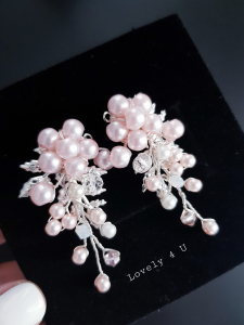 CERCEI ROZ, CERCEI ROSE GOLD, CERCEI eleganti, CERCEI MIREASA CU PERLE ROZ, CERCEI CU PERLE, CERCEI ARGINT, CERCEI LOVELY4U, cercei cu perle, cercei lungi mireasa, ACCESORII LOVELY4U, BIJUTERII MIREASA, BIJUTERII, NUNTA ,CERCEI MIREASA, cercei discreti, cercei eleganti mireasa, cercei handmade , cercei nasa, cercei cununie civila, cercei soacra, frunze, pietricele, cristale [6]
