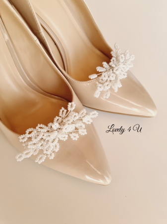 CLIPSURI - ACCESORII PENTRU PANTOFI - Accesorii handmade pentru pantofi mireasa - NURRIA - clipsuri detașabile pentru pantofi, ornamente pantofi cu pietricele, fir placat cu argint, accesorii eveniment - realizate manual in Romania