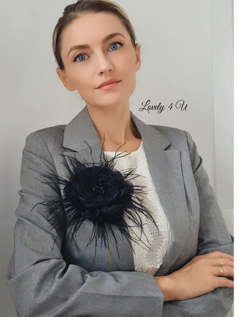 COLIERE - Accesorii LOVELY 4 U, Brosa floare textila, Brosa floare handmade, Brosa floare neagra, Floare textila mare, ,accesorii camasa, accesorii dama, accesorii elegante, accesorii fashion, accesorii perle, accesoriu de pus la gat, accesoriu elegant, accesoriu fashion.
