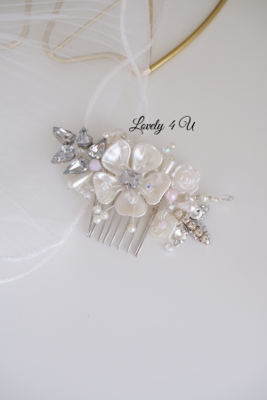 Accesorii Lovely 4 U, pieten mic mireasa, Accesoriu cu pieptan voal mireasa , Diadema MIREASA, piepten cu flori, Diadema cu flori, Pieptan MIREASA cu flori, DIADEMA MIREASA cu flori, BIJUTERII par MIREASA, ACCESORII PENTRU PAR MIREASA [2]