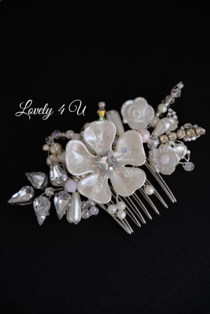 REDUCERI SI LICHIDARE STOC - Accesorii Lovely 4 U, pieten mic mireasa, Accesoriu cu pieptan voal mireasa , Diadema MIREASA, piepten cu flori, Diadema cu flori, Pieptan MIREASA cu flori, DIADEMA MIREASA cu flori, BIJUTERII par MIREASA, ACCESORII PENTRU PAR MIREASA
