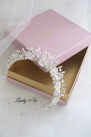 accesoriu auriu mireasa, accesoriu pentru par, coronita aurie, coronita mireasa, diadema mireasa, tiara cu frunze aurii, TIARA MIREASA, tiara nunta, accesorii LOVELY 4 U, Coronita de lux, mireasa 2024, coronita cu perle mireasa, coroana mireasa, coronita inalta mireasa, coronita premium, coronite de par pentru mirese [4]