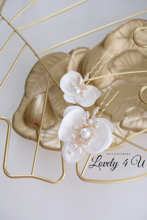 AGRAFE ORHIDEE, ACCESORII ORHIDEE, BIJUTERII ORHIDEE, ACCESORII LOVELY 4 U, AGRAFE COC ORHIDEE, ACCESORII NUNTA, ACCESORII NUNTA ORHIDEE, DIADEMA MIREASA, ACCESORII PAR MIREASA, BIJUTERII PAR ORHIDEE, ornament par mireasa, decoratiuni de par mireasa, accesorii cu coc mireasa, coafuri coc cu agrafe, agrafa cu perle mireasa, acceoriu mireasa, agrafe cu flori mireasa, agrafe mireasa, diadema cu flori mireasa, diadema mireasa, mireasa bucuresti, mireasa cluj, pini cu flori mireasa, pini mireasa, accesorii lovely 4 u [3]