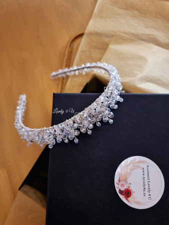 coronita finuta mireasa, coronita mireasa cu cristale, coronita fara perle, accesorii de par pentru mirese, Set coronita si cercei mireasa, tiara mireasa, diadema  coronite mirese, Diademe mireasa finute, Coronita mireasa perle, Voal si coronita mireasa, Coronita mireasa , Coronita mireasa printesa, Coronita mireasa ieftina, accesorii lovely 4  u [4]