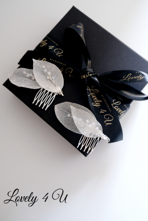 Diadema Mireasă Swarovski ALEXIA – Accesoriu Boem cu Cristale și Frunzulițe Argintate,PIEPTAM MIREASA, ACCESORIU BOEM MIREASA,  ACCESORII LOVELY 4 U, PIEPTAN VOAL MIREASA, PIEPTAN CU CRISTALE SWAROVSKI,  DIADEMA CU SWAROVSKI,  DIADEMA MIREASA, [1]