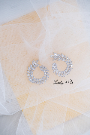 Cercei mireasa, Bijuterii mireasa, CERCEI LOVELY 4 U, CERCEI ELEGANTI,CERCEI PREMIUM, CERCEI zirconiu, CERCEI DE LUX, CERCEI NUNTA, NUNTA 2024, ACCESORII NUNTA, ACCESORII LOVELY 4U, BIJUTERI ,  set mireasa, set nunta, seturi handmade mireasa, Cercei mireasa, Bijuterii mireasa, cercei lungi mireasa, cercei argintii mireasa, set diadema si cercei mireasa, cercei nasa [9]