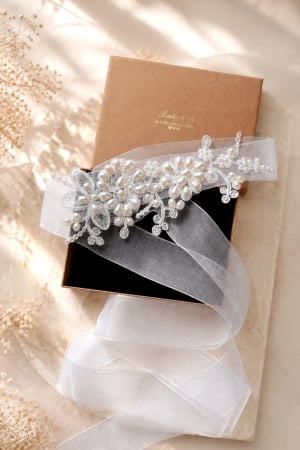 ESARFE pentru traditia DEZGATITUL MIRESEI - Accesorii Lovely 4 u, Accesorii talie mireasa, Cordon mireasa, Esarfa pentru dezgatit, Accesorii mireasa dezgatit, Esarfe mireasa, Esarfa dezgatitul miresei, Bentita mireasa, Coronita mireasa,  Tiara, esarfa mireasa, esarfa dezgatitul miresei, esarfa mireasa cu perle, accesoriu dezgatitul miresei, esarfa handmade mireasa, cordon mireasa cu perle, brau mireasa handmade, esarfa mireasa ivory, esarfa mireasa organza, bentiță mireasa cu perle, accesoriu par mireasa, accesoriu mireasa traditional, esarfa mireasa Lovely 4 U, esarfa mireasa eleganta, esarfa mireasa Romania, esarfa mireasa Timișoara, esarfa mireasa unicat, esarfa mireasa premium,