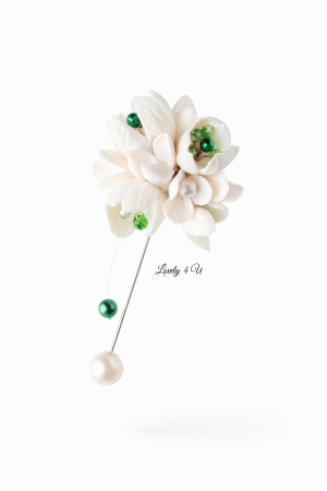MARTIE - Mărțișor pentru o zi, eleganță pentru tot anul - BELIEVE BLOOM - Broșă-buchet de ghiocei cu perlă verde Swarovski plutitoare - broșă handmade pin rever, broșă cu mesaj motivațional