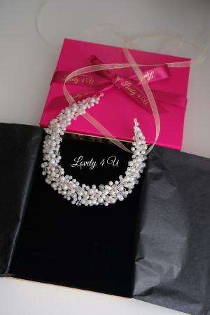 CCESORIU SCURT MIREASA, BENTITA MIREASA< CORONITA CU PERLE, BENTITA , DIADEMA MIREASA, AGRAFA MIREASA, TIARA, ACCESORII DE PAR MIREASA, ACCESORII LOVELY4 U, COLIER CU PERLE ALBE, BIJUTERII MIREASA, [8]
