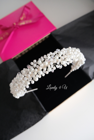 CORONITA MIREASA CU PERLE, ACCESORII DE PAR PENTRU MIRESE, CORONITA SI CERCEI MIREASA, SET DIADEMA SI CERCEI MIREASA , ACCESORII LOVELY 4 U, DIADEMA MIREASA cu perle, DIADEMA cu perle, BIJUTERII MIREASA cu perle, coronita cu pietricele, coronita mireasa cu perle, CORONITA MIREASA, ACCESORII VOAL MIREASA, Tiara CU perle MIREASĂ, TIARA MIREASA [24]