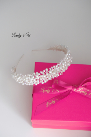 CORONITA MIREASA CU PERLE, ACCESORII DE PAR PENTRU MIRESE, CORONITA SI CERCEI MIREASA, SET DIADEMA SI CERCEI MIREASA , ACCESORII LOVELY 4 U, DIADEMA MIREASA cu perle, DIADEMA cu perle, BIJUTERII MIREASA cu perle, coronita cu pietricele, coronita mireasa cu perle, CORONITA MIREASA, ACCESORII VOAL MIREASA, Tiara CU perle MIREASĂ, TIARA MIREASA [28]
