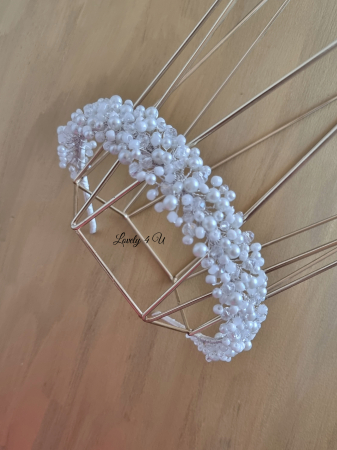 CORONITA MIREASA CU PERLE, ACCESORII DE PAR PENTRU MIRESE, CORONITA SI CERCEI MIREASA, SET DIADEMA SI CERCEI MIREASA , ACCESORII LOVELY 4 U, DIADEMA MIREASA cu perle, DIADEMA cu perle, BIJUTERII MIREASA cu perle, coronita cu pietricele, coronita mireasa cu perle, CORONITA MIREASA, ACCESORII VOAL MIREASA, Tiara CU perle MIREASĂ, TIARA MIREASA [31]