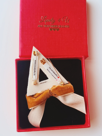 Broșă brad  de crăciun mov-maro, brosa bradut handmade cu pietre cameol, jad verde, unakit, perle, cristale, idei cadou unicat, mesaj pe verso : Believe in yourself, You are beautiful [3]