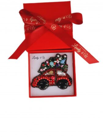 BROSA MASINUTA CU BRAD , MASINUTA LUI MOS CRACIUN, ACCESORII LOVELY 4 U, BIJUTERII LOVELY 4 U, BIJUTERII ACCESORII POM DE CRĂCIUN, BROSE ELEGANTE, CADOU CRACIUN, BIJUTERII CRACIUN, BIJUTERII, BROSE, CADOU DE LUX, ACCESORII DE LUX, IDEI CADOU [2]