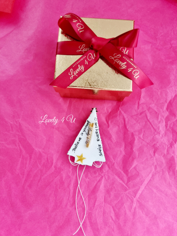 BROSA BRAD , ACCESORII LOVELY 4 U, BIJUTERII LOVELY 4 U, BIJUTERII ACCESORII POM DE CRĂCIUN, BROSE ELEGANTE, CADOU CRACIUN, BIJUTERII CRACIUN, BIJUTERII, BROSE, CADOU DE LUX, ACCESORII DE LUX, IDEI CADOU [4]