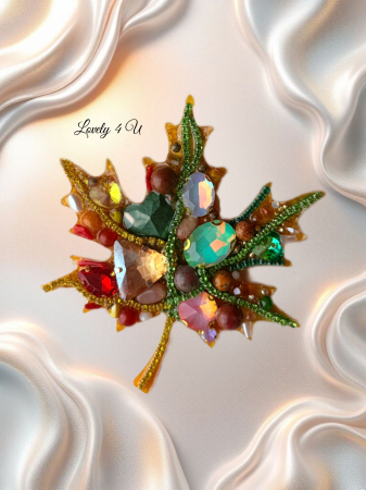 IDEI CADOURI DE CRACIUN - SET ACCESORII , BIJUTERII, BROSE PENTRU CRACIUN - Broșă eleganta cu pietre semiprețioase Jasp, jad, unakit , coral , citrin - frunză handmade  brosa mare , mesaj pe verso, model unicat