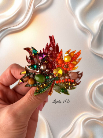 BROSE - CADOURI - BIJUTERII - Broșă frunză toamnă handmade cu pietre semiprețioase – citrin, jad, unakit, jasp, coral, carneol – model unicat LOVELY 4 U