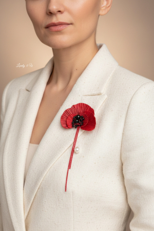 MARTIE - Mărțișor pentru o zi, eleganță pentru tot anul - Broșă Handmade Floare de Mac – Pin de Rever cu Perlă | LOVELY 4 U