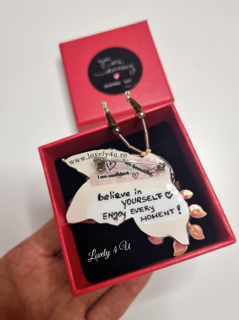 CADOU MARTISOR, CADOU 8 MARTIE, CADOU SPECIAL MAMA, BROSA FLUTURAS, BROSA CUSUTA MANUAL, BROSE HANDEMADE, FLUTURE CU PERLE, ACCESORII FLUTURAS, ACCESORII LOVELY 4 U, BIJUTERII FLUTURAS, BIJUTERII 2024 [5]