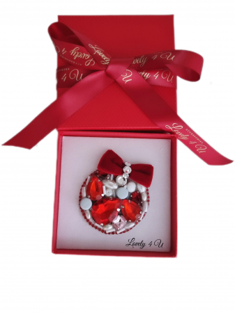 brosa de iarna cu pietre colorate, brose colorate, brose craciun, brose cu pietre naturale, brose handmade, brose handmade colorate de craciun, brose pietre semipretioase, glob de craciun, catifea neagra, perle, accesorii lovely 4 u cadouri copii craciun, cadouri craciun, cadouri de cra [5]