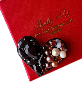 Broșă inima handmade, Model unicat cu perle și pietre în nuanțe de negru, crem maro, idei cadou, mesaj Sparkle every day, Love yourself, Shine on [2]