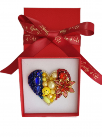Broșă inimă tricoloră - Idei cadou 1 Decembrie, accesoriu tricolor, insigna steagul romaniei, bijuterii steagul romaniei, set accesorii tricolore steagul romaniei, cercei ,  Set broșă și colier - bijuterii tricolor steagul romaniei, ziua nationala a romaniei, 1 decembrie, cadou 1 decembrie, cadou pentru doamne 1 decembrie, idei cadouri ziua nationala a romananiei, accesorii lovely 4 u, 1 decembrie accesorii [2]